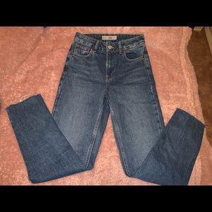 Topshop Mom Jeans Size 25 L34